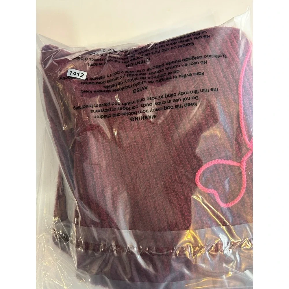Old Navy Girls L 10-12 Burgundy Pink Love You Heart Sweater Coquette Preppy